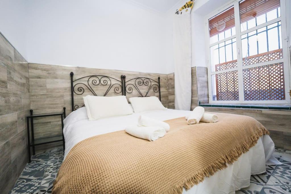 Apartamento En El Barrio De San Lorenzo, Junto A La Basilica Del Gran Poder Σεβίλλη Εξωτερικό φωτογραφία